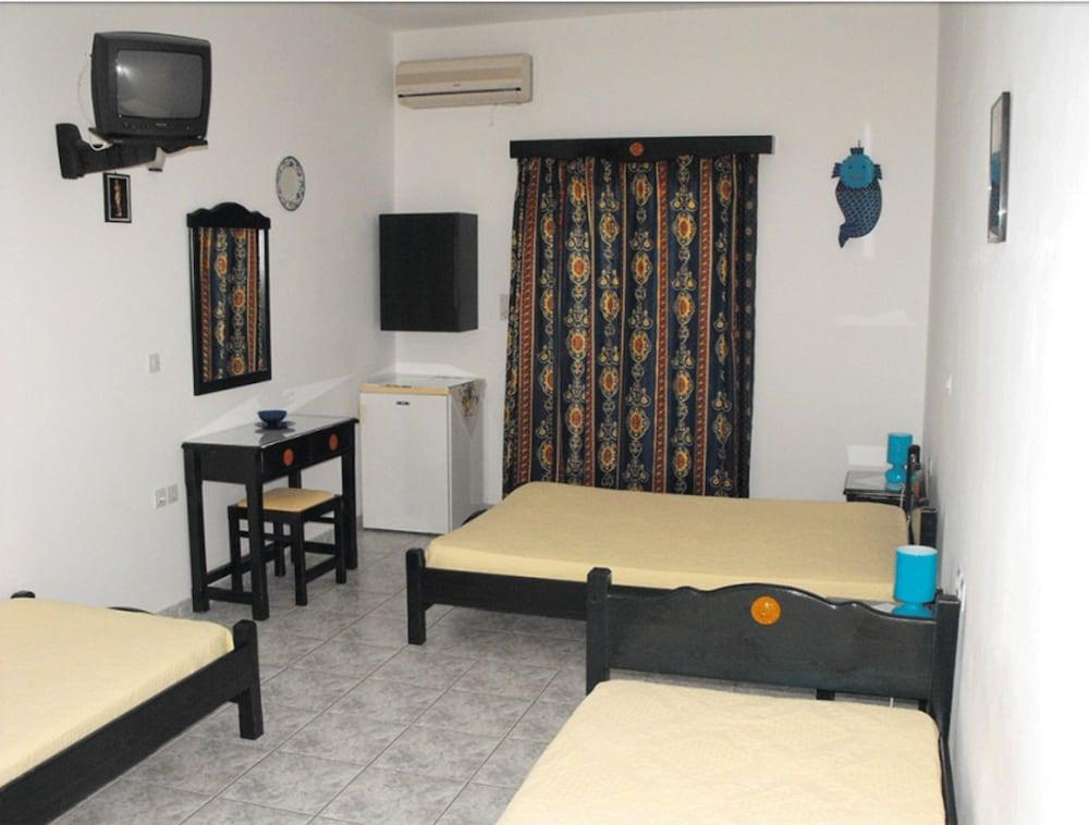Anna Zisimos Hotel Adamantas  Luaran gambar